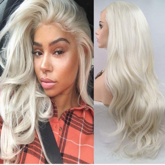 - ✨22” PLATINUM BLONDE LACE-FRONT ✨* NWT*